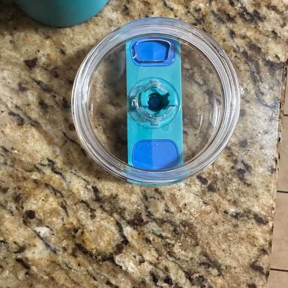 Stanley aquamarine 40oz H2.0 tumbler **S5** - Picture 6 of 6